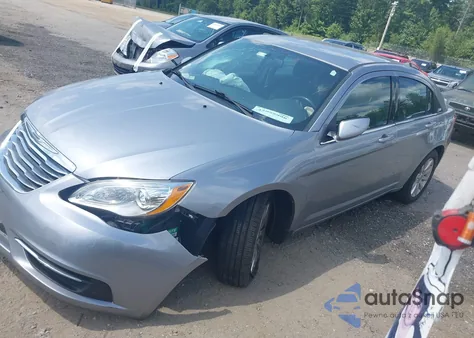 2013 Chrysler 200 Touring из США, поврежденный, VIN 1C3CCBBB5DN570135